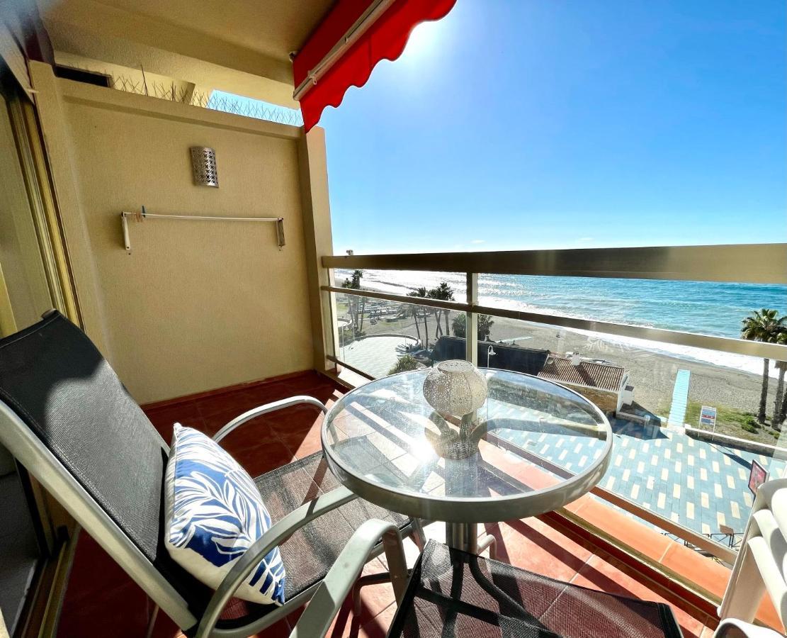 Apartahotel Chinasol Con Parking Y Desayuno Альмуньекар Экстерьер фото